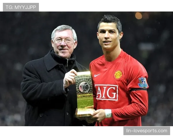 C罗与伊布高龄竞技状态的持续性差异及其成因分析