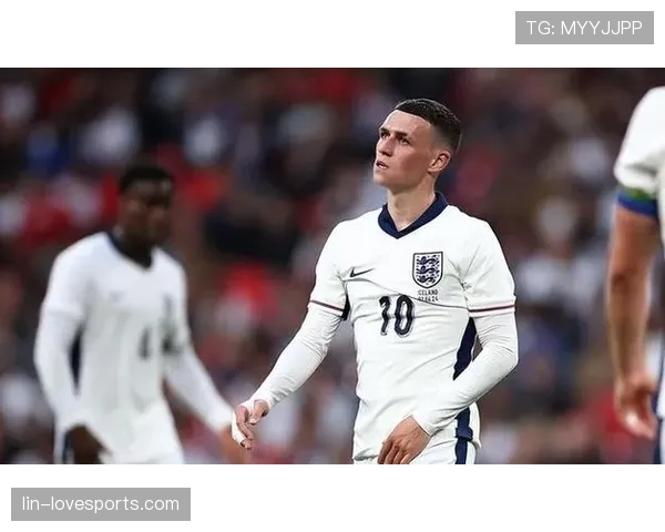 帕尔默与凯恩点球效率与主罚稳定性的差异解析